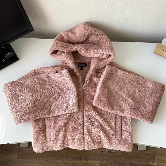 Express Cropped Dusty Pink Teddy Jacket - Picture 2 of 5